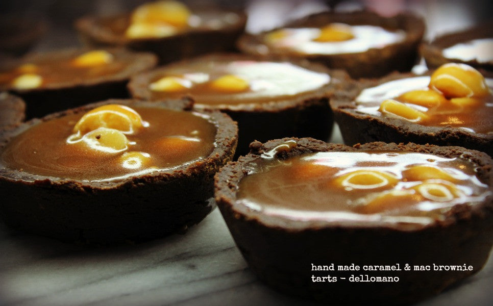 dello mano caramel madadamia brownie tart